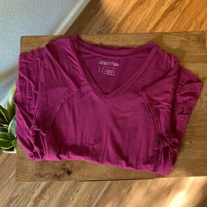 Latched Mama V-Neck Boyfriend Nursing Tee